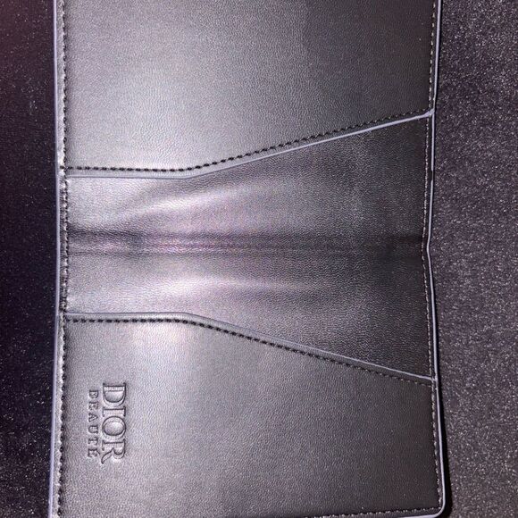Brand new Dior beaute item navy Leather Passport Holder - Picture 5 of 5